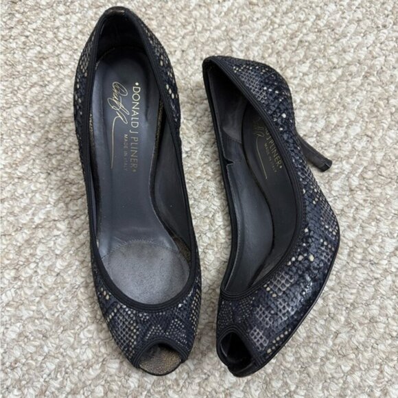 Donald j. Pilner peep toe heels faux snake skin black gold  size 6.5 - Picture 1 of 11